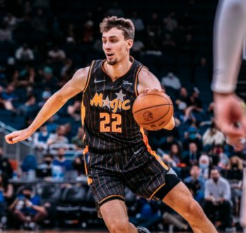 队在更换主 队在更换主