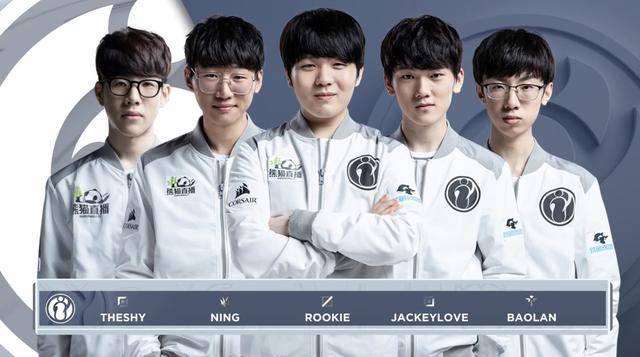 日益激烈的 日益激烈的